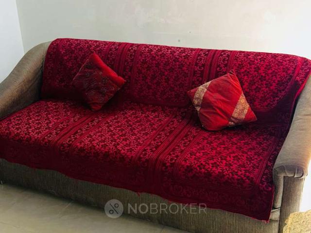 1 BHK Flat In Oasis Grandstand for Rent In Sector 108