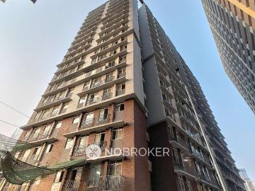 Flat for sale in Kurar Heights - Parking