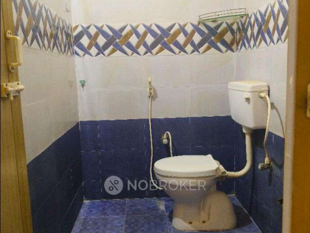 1 BHK Flat In Aditya Apartment for Lease In 1st Street