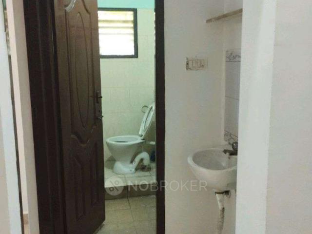 1 BHK Flat In Akshitha Apartment, puzhudhivakkam for Rent In Ramalinga Nagar Main Rd