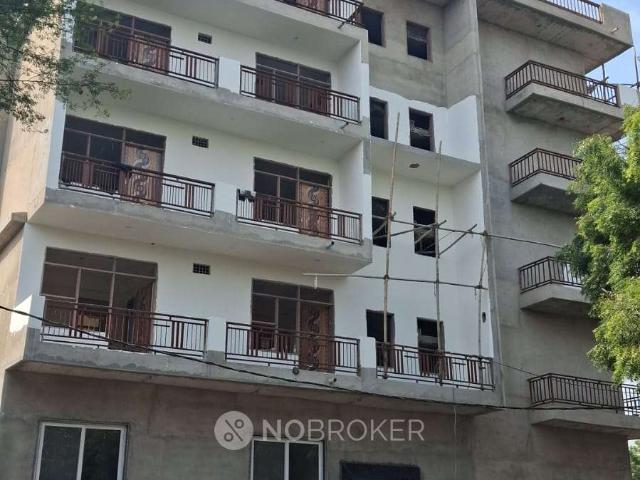 1 BHK Flat In Apartment for Rent In Sector 141