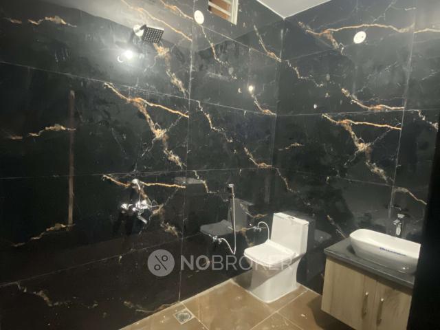 1 BHK Flat In Apartment for Rent In Sector 33