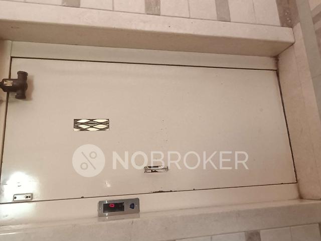 1 BHK Flat In Brentford For Sale In Hiranandani Estate, Th
