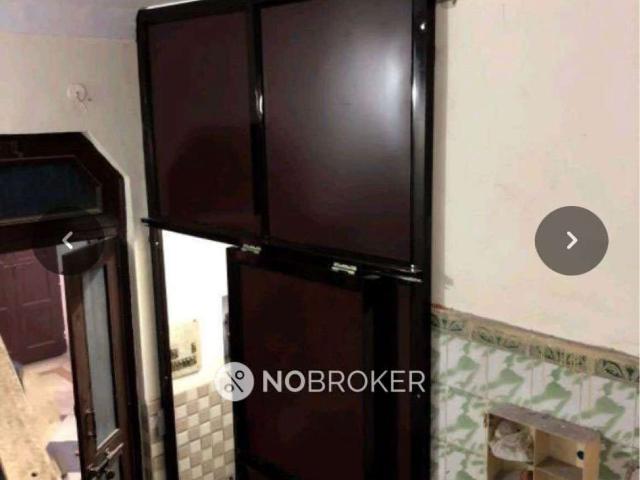 1 BHK Flat In C2 Near Metro Station for Rent In Yamuna Viha