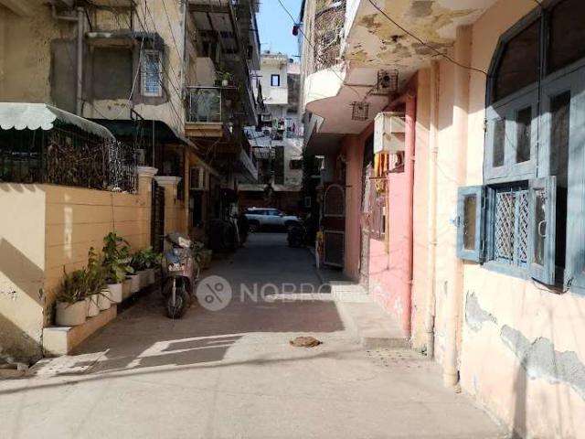 1 BHK Flat In Dda Flats For Sale In Punjabi Bagh