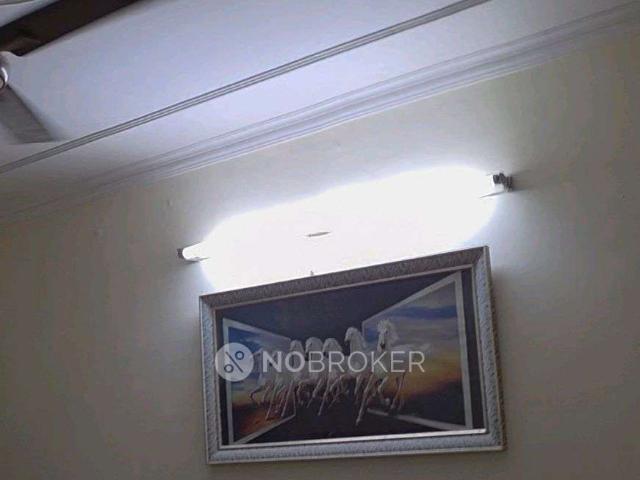 1 BHK Flat In Dda Janta Flat for Rent In Pulpehladpur