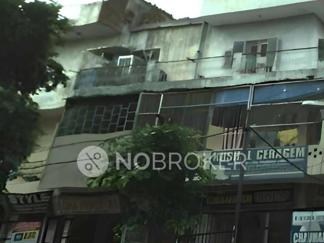 1 BHK Flat In Dda Prachin Apartments Gh6 for Rent In Gh6241, Block A, Meera Bagh, Paschim Vihar, New Delhi, 110087, India