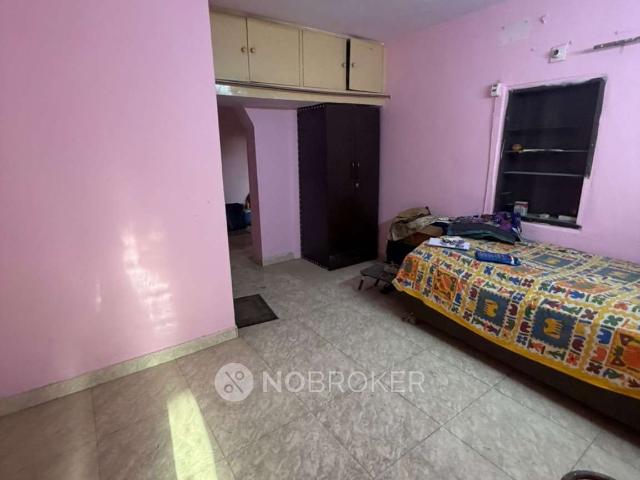 1 BHK Flat In Dda Prachin Apartments for Rent In Paschim Vihar