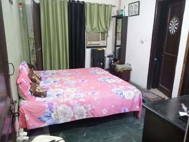 1 BHK Flat In Dr Paul for Rent In East Of Kailash