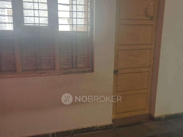1 BHK Flat In Ganapati Building for Lease In Lingarajapuram