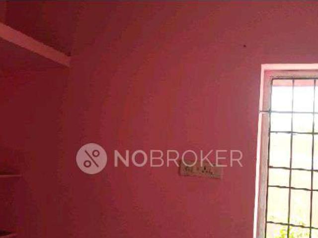 1 BHK Flat In Geetha Pandian for Rent In Navins Star