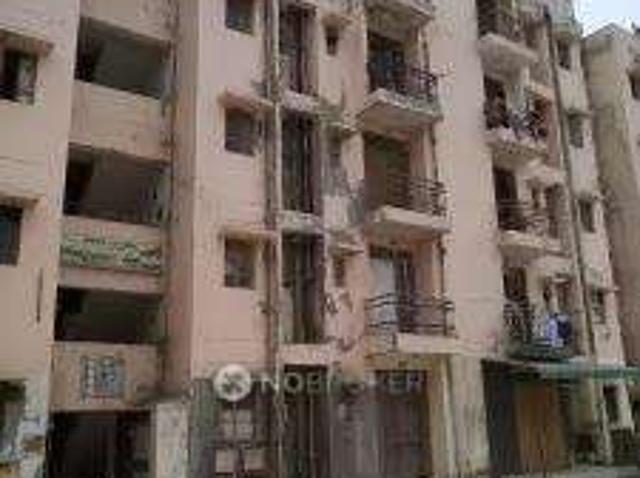 1 BHK Flat In Glorious Apartment For Sale In Bakkarwala
