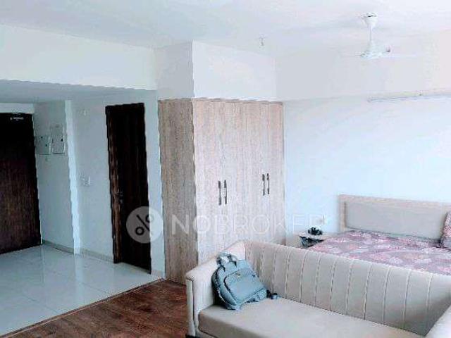 1 BHK Flat In Godrej Golf Links, Greater Noida, Sector27 for