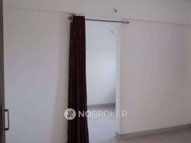 1 BHK Flat In Golden Dreams Society for Rent In Hadapsar
