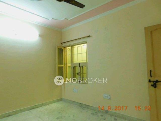 1 BHK Flat In Hemant Apartments for Rent In Sector 5