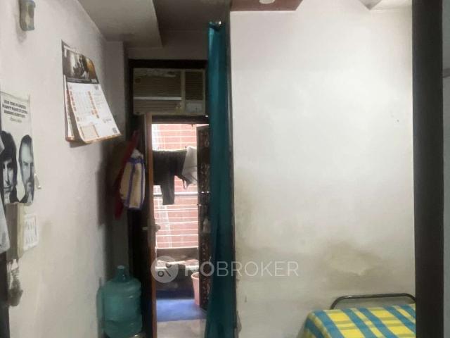 1 BHK Flat In Independent Floor for Rent In Uttam Nagar Eas