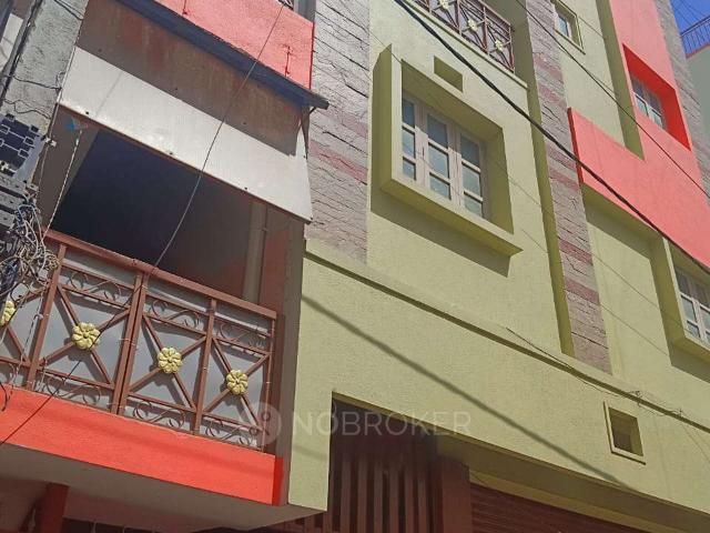 1 BHK Flat In J K Mansion for Rent In Wilson Garden