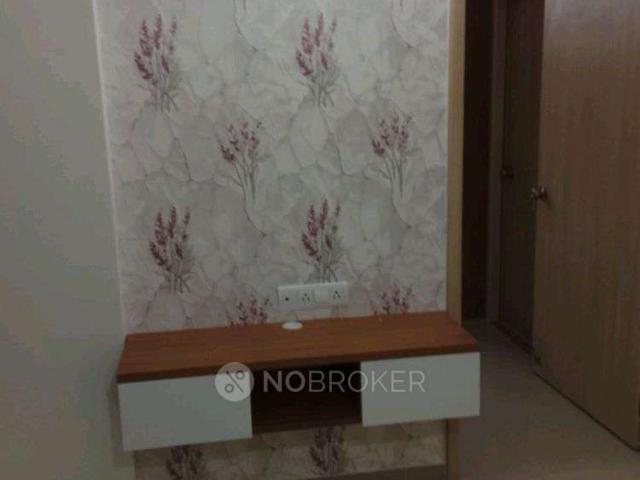 1 BHK Flat In Kumar Park Residency Hadapsar for Rent In Season Mall Road