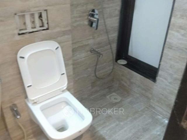 1 BHK Flat In Kanakia Sevens for Rent In Andheri East