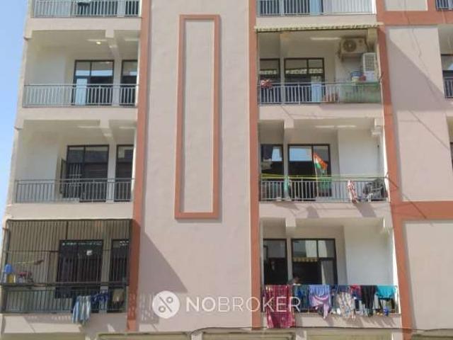 1 BHK Flat In Krishna Vatika for Rent In Sector 4