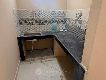 1 BHK Flat In Lateef Villa for Rent In Khairatabad Road