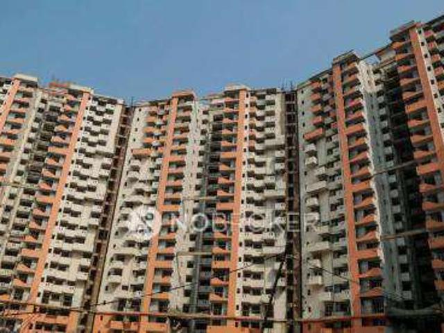 1 BHK Flat In Logix Blossom Zest for Rent In Sector 143