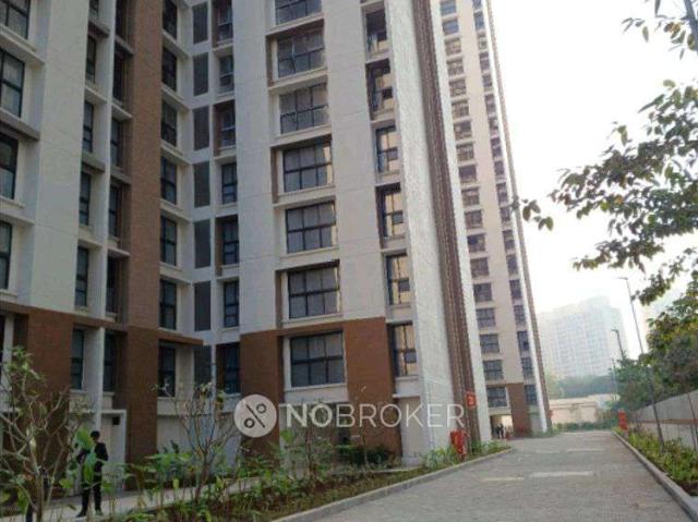1 BHK Flat In Lodha Crown For Sale In Thane