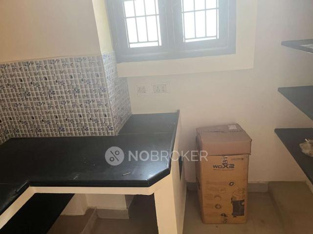 1 BHK Flat In Lokesh Raj Apartment For Sale In Selaiyur