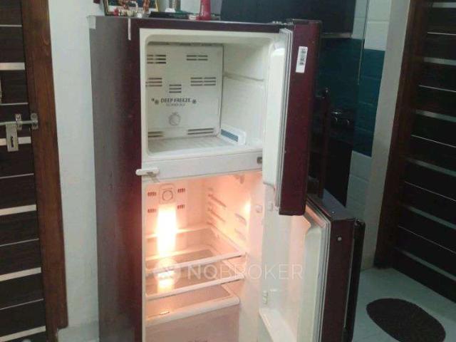 1 BHK Flat In Paryavaran Apartments for Rent In Vikaspuri