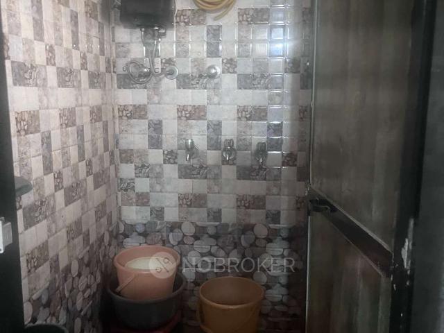 1 BHK Flat In Pitrutmarpan for Rent In Pitruthmarpan Building