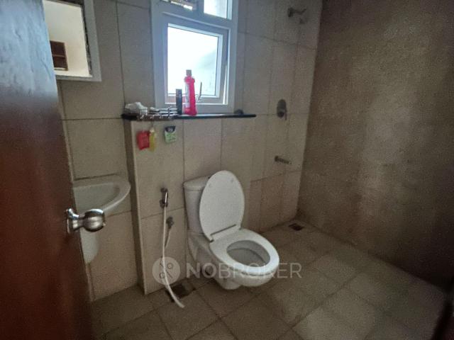 1 BHK Flat In Prestige Courtyards For Sale In V6q9 Rg8, Sho