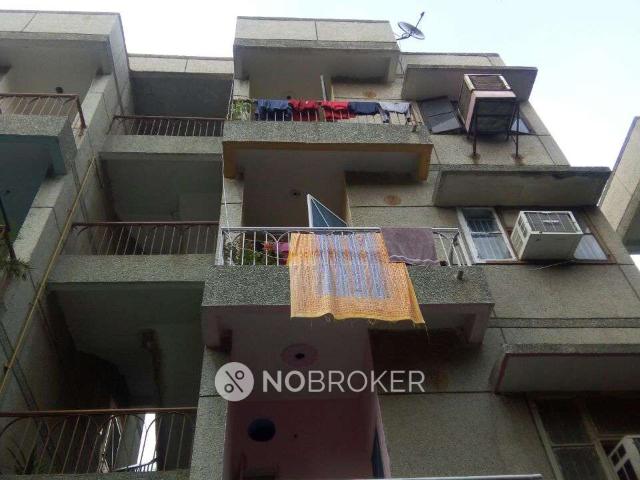 1 BHK Flat In Rwa Udyog Vihar For Sale In Sector 82