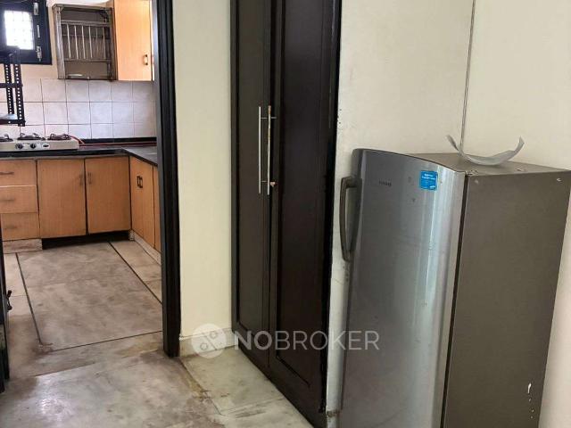 1 BHK Flat In Rwa Sector 31 for Rent In Sector 31