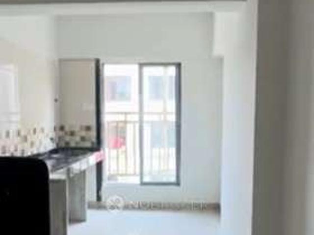 1 BHK Flat In Rashmi Taj For Sale In Malad East