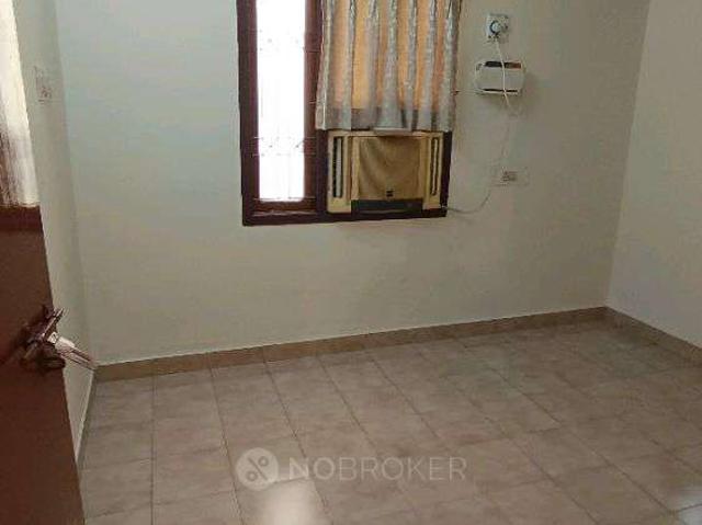 1 BHK Flat In Rasi Apartments, Velachery for Rent In Velachery