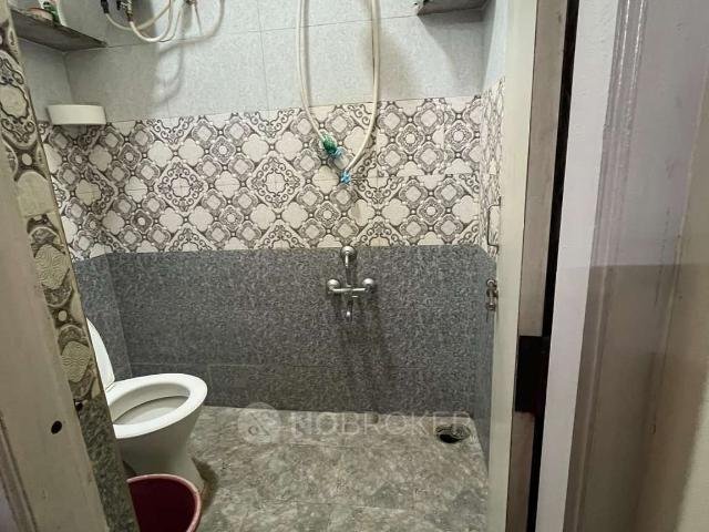 1 BHK Flat In Rmv Builders for Rent In Indiranagar