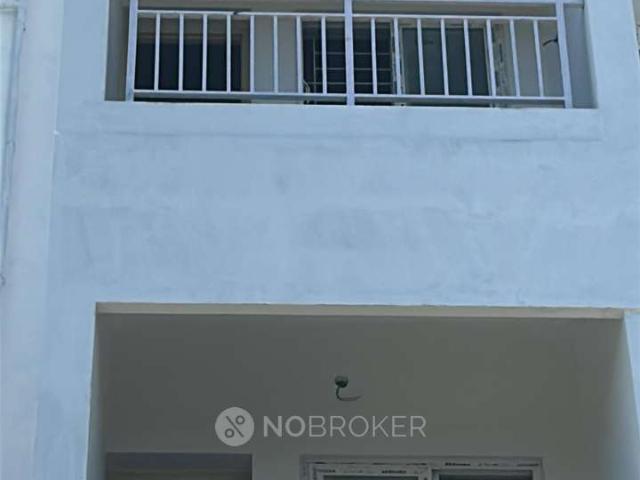 1 BHK Flat In Roofvest One Square, Sholinganallur for Lease