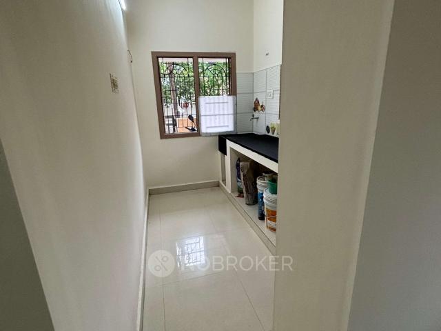 1 BHK Flat In Rosammal Illam for Rent In Medavakkam