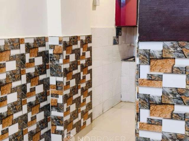 1 BHK Flat In Royal Homes Apartment Sector 105 for Rent In Salarpur