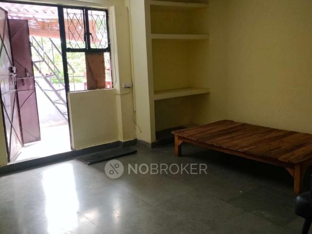 1 BHK Flat In Stanalone Building for Rent In Chittaranjan Park, New Delhi