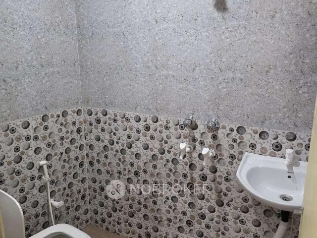 1 BHK Flat In Stanalone Building for Rent In New Delhi