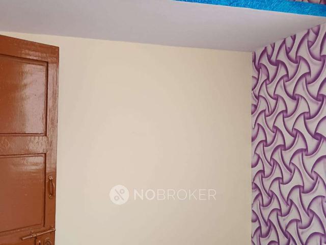 1 BHK Flat In Stand Alone Building for Lease In Palace Gut