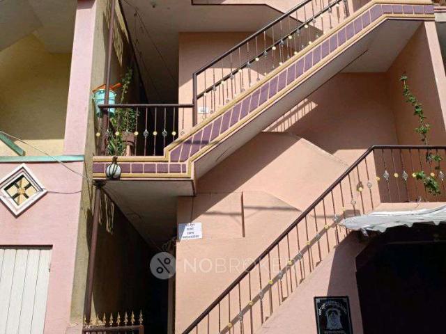 1 BHK Flat In Standaloen Building for Rent In J. P. Nagar