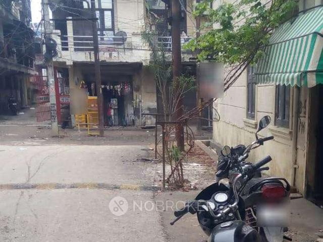 1 BHK Flat In Standalone Builng for Rent In Dlf Ankur Vihar