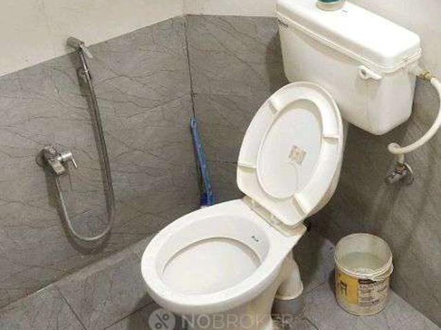 1 BHK Flat In Standalone Building for Lease In Deepanjali Nagar