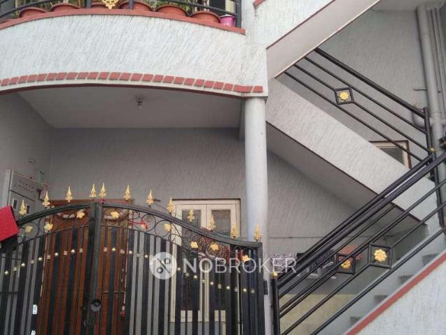 1 BHK Flat In Standalone Building for Lease In Kumaraswamy Layout