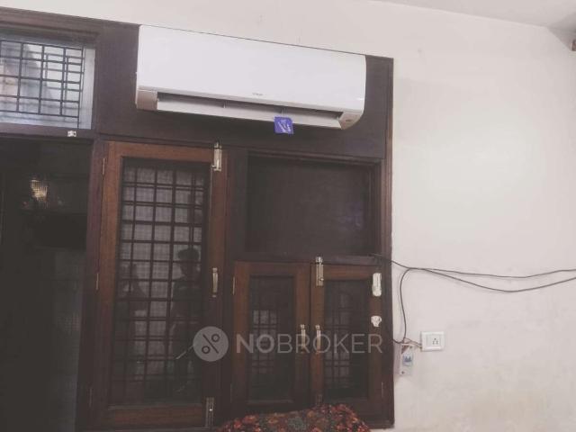 1 BHK Flat In Standalone Building for Rent In Ashok Vihar