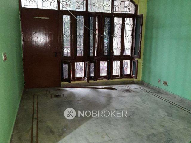 1 BHK Flat In Standalone Building for Rent In Gamma 1