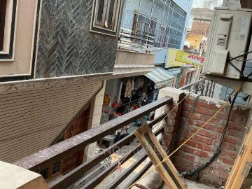 1 BHK Flat In Standalone Building for Rent In Dankaur
