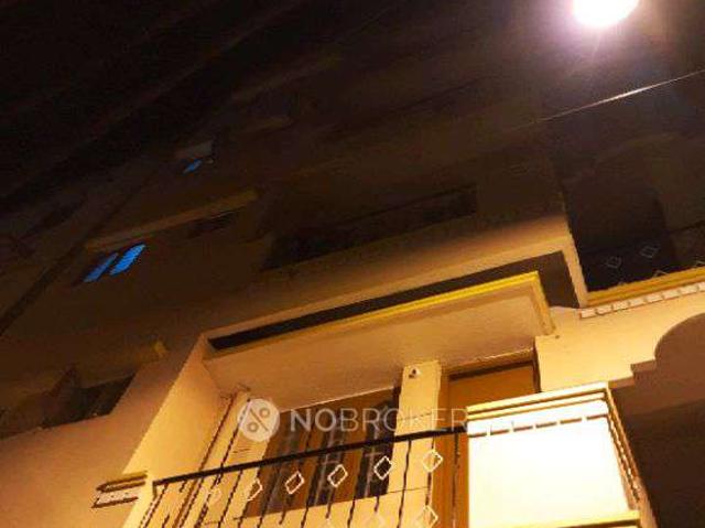 1 BHK Flat In Standalone Building for Rent In Koramangala
